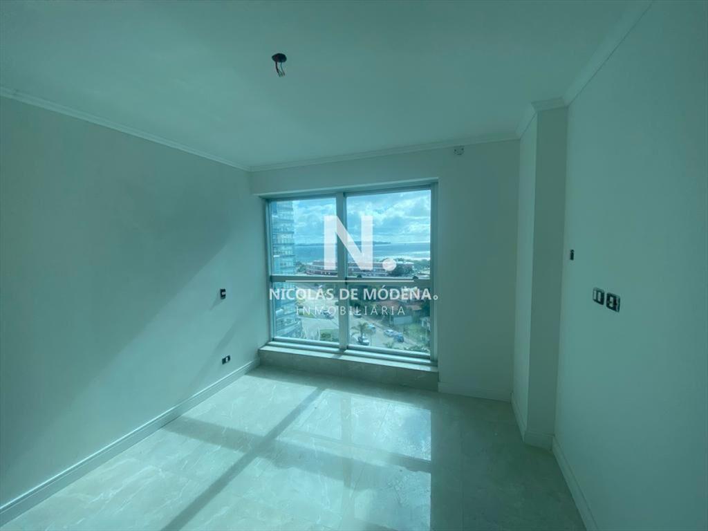 EXCELENTE APARTAMENTO EN PLAYA MANSA