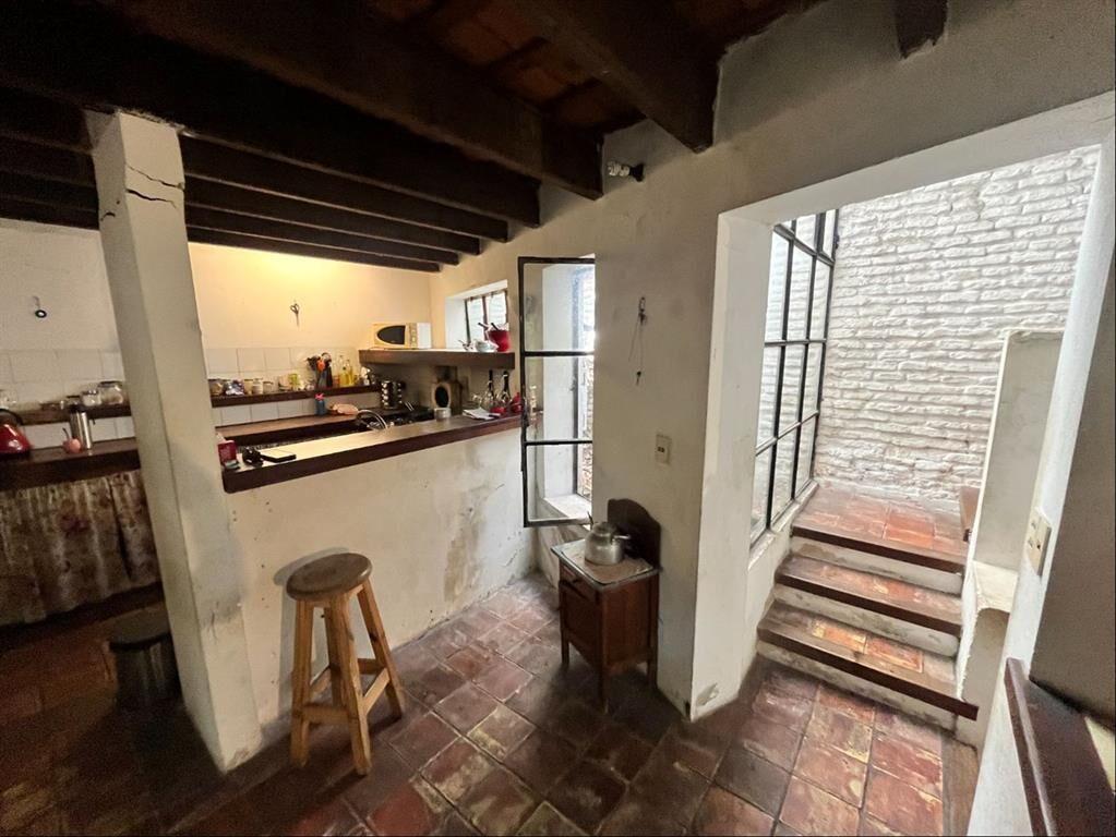 Venta Casa Barrio Sur 4 dormitorios y jardín