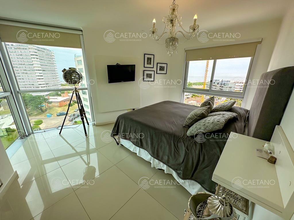 Apartamento en venta 3 dormitorios en la Brava,