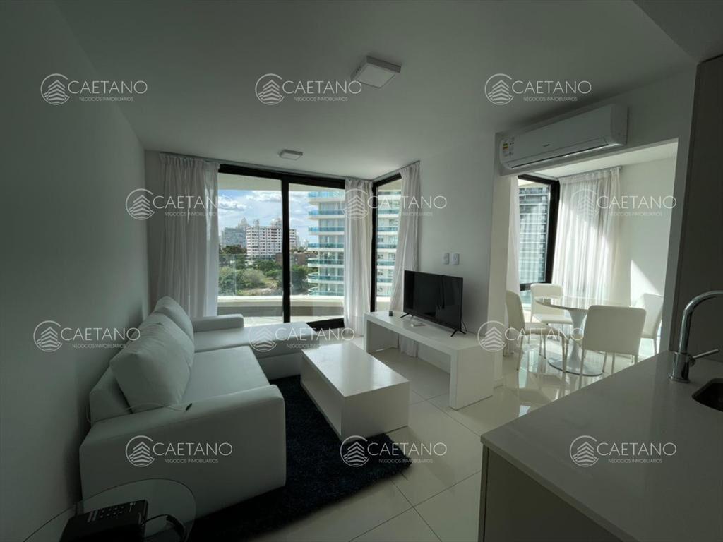 Alquiler Anual Apartamento Art Tower Punta del Este