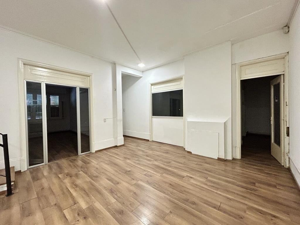 Alquiler local comercial y oficinas – Padrón único – Bv. Ar
