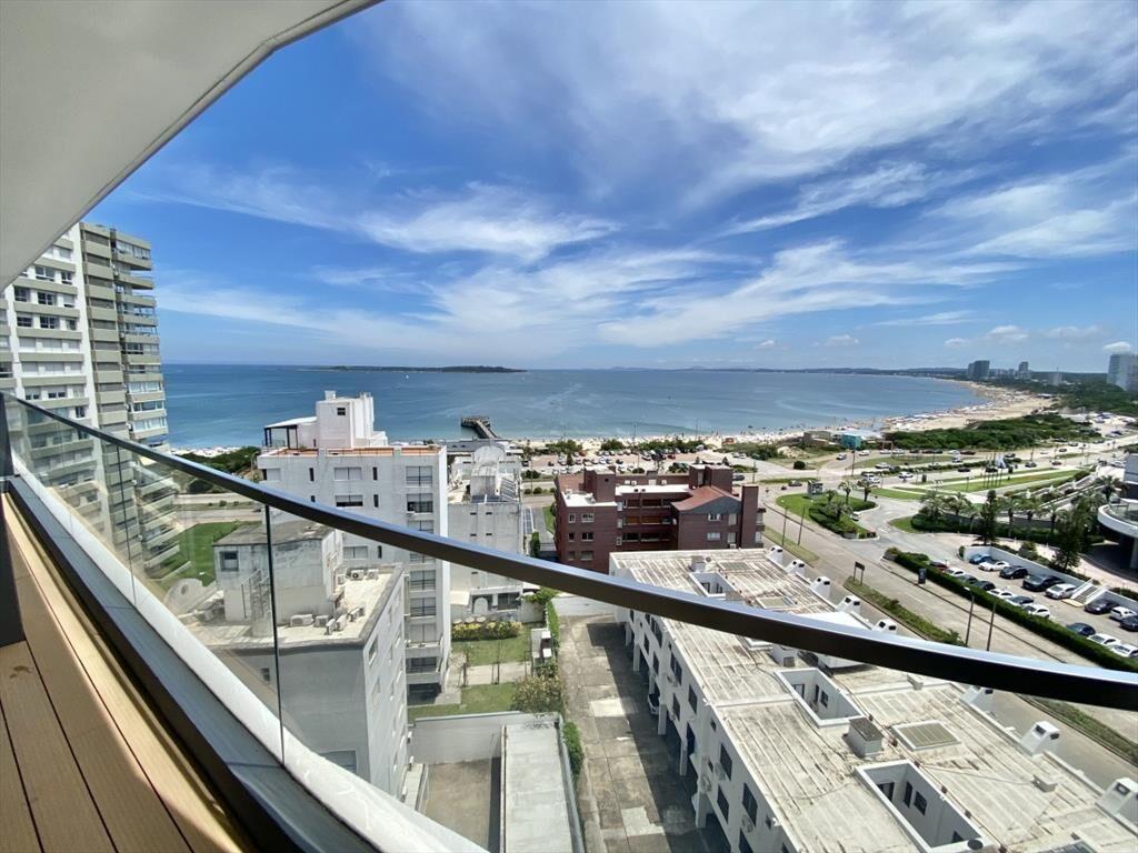 VENTA DE 3 SUITES EN EDIFICIO ALEXANDER PUNTA DEL