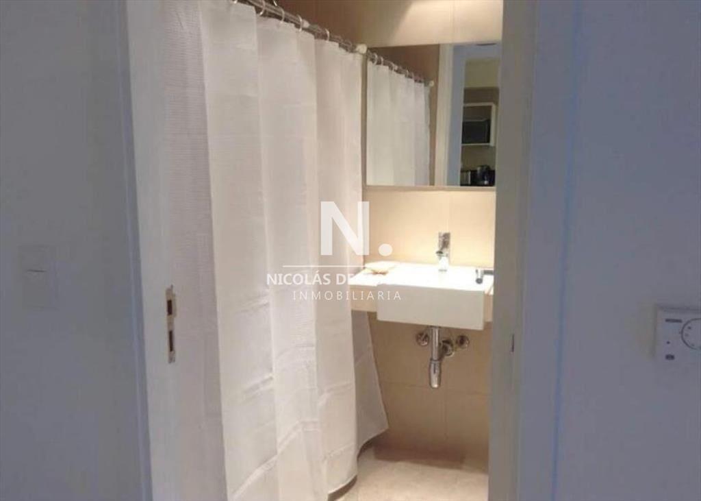 Apartamento en Venta de 2 dormitorios en Punta ,