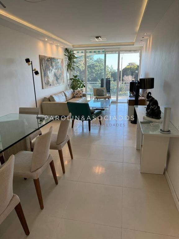 Apartamento reciclado de 2 dormitorios en Marbello Mon, Pun