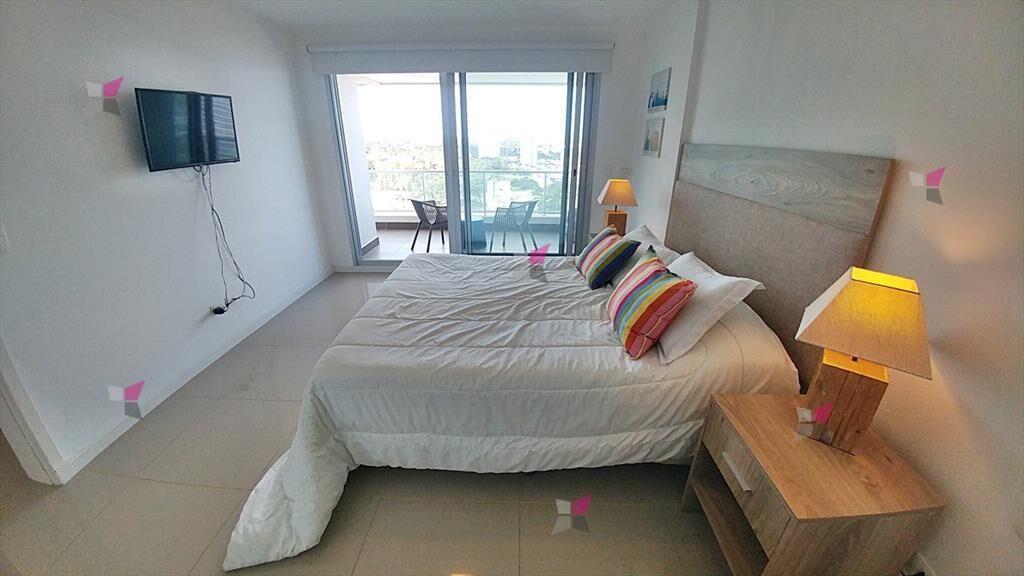 VENTA PLAYA BRAVA WIND TOWER