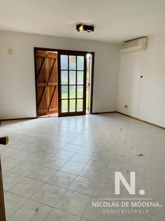 Casa en Venta a pasos del mar, 3 dormitorios , Playa Mansa
