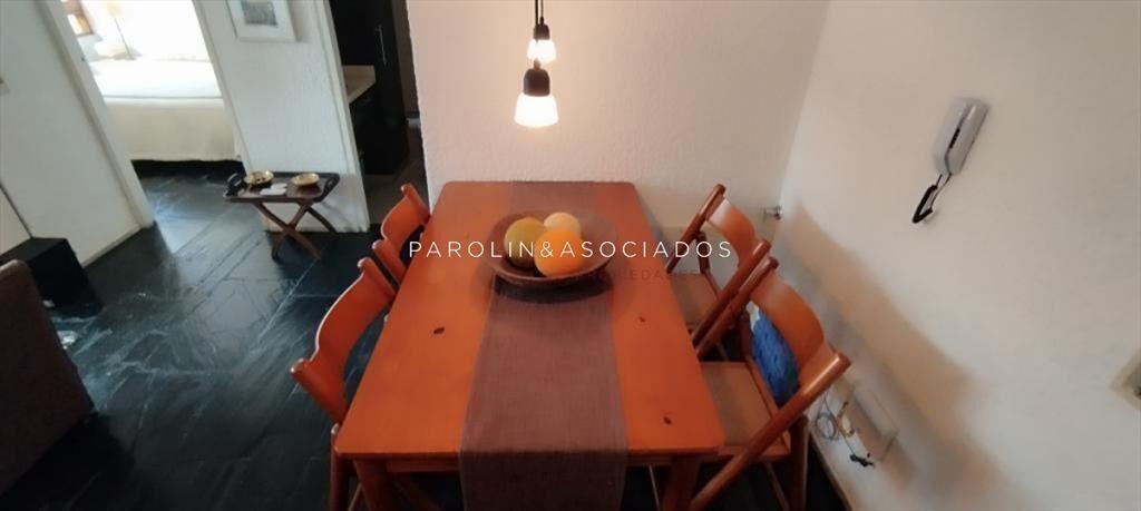 Apartamento de un dormitorio en venta con gran en