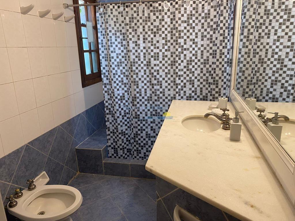 Casa 4 dormitorios Pinares venta