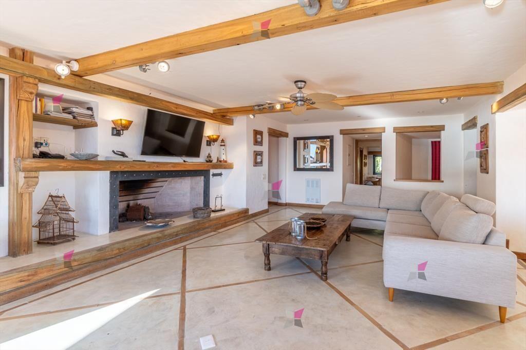 VENTA DE APARTAMENTO DE 4 DORMITORIOS EN PUNTA BALLENA PUNT