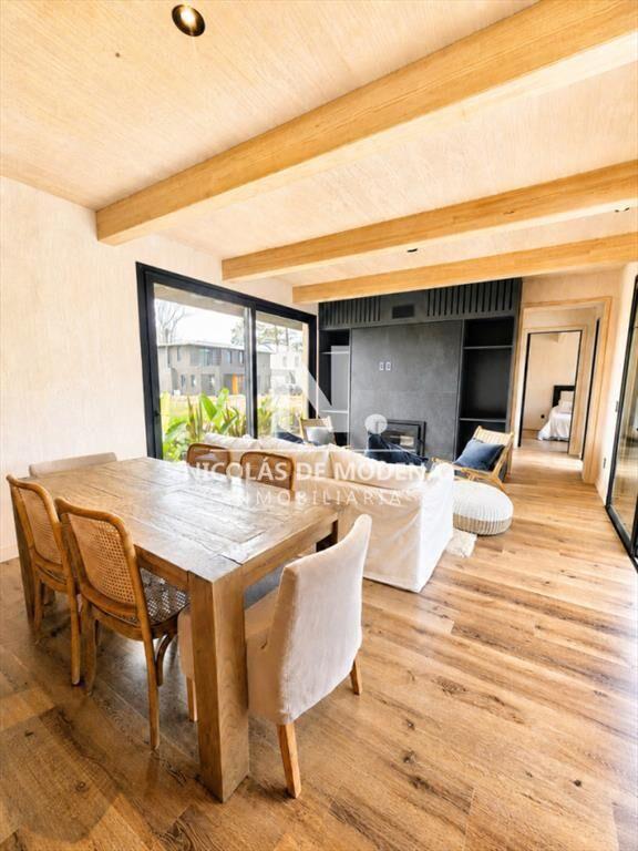 Hermosa casa de moderno diseño en venta en barrio privado