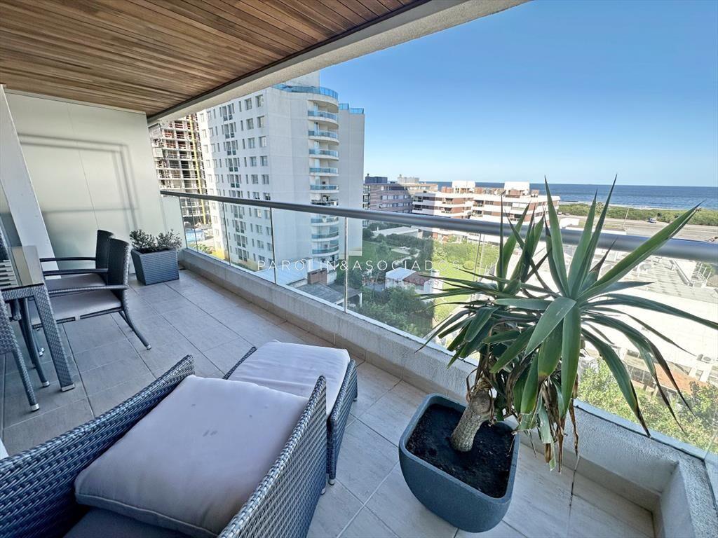 Apartamento en venta en excelente estado con al