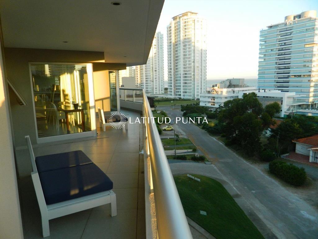 Brava, apartamento de 3 dormitorios más