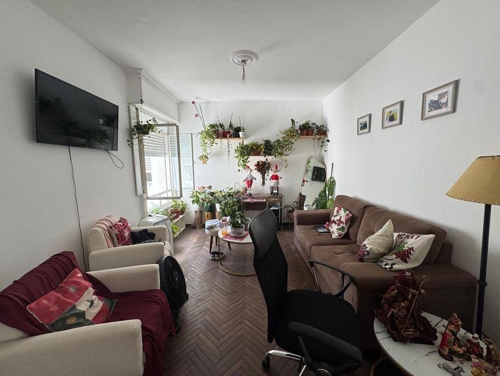 OPORTUNIDAD PARA INVERSORES - VENTA APTO ZONA TRES CRUCES