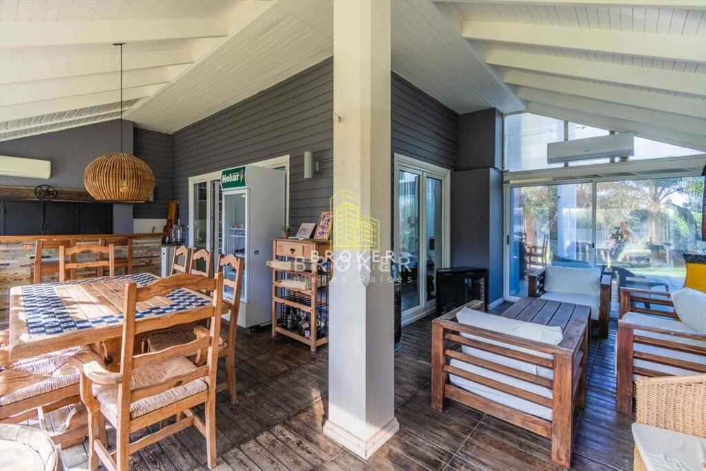 Venta Casa 5 Dormitorios En La Tahona