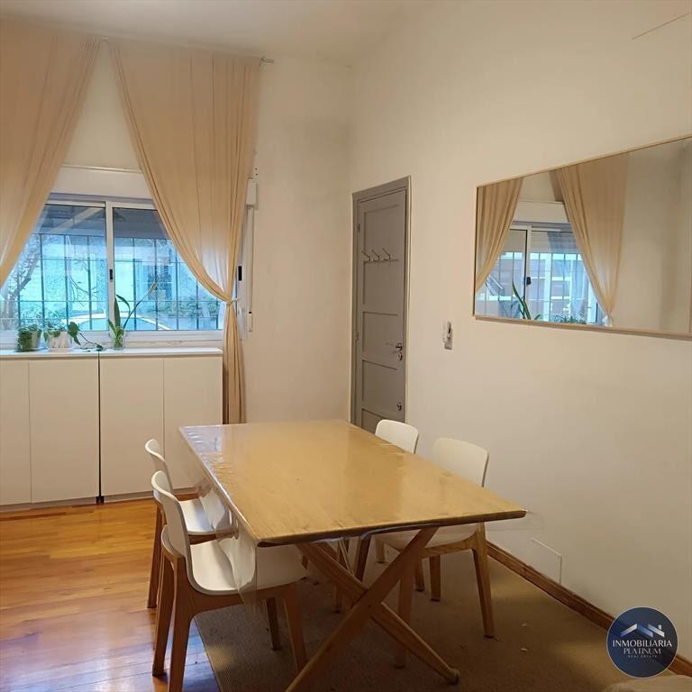 Casa en venta c/ cochera en Pocitos