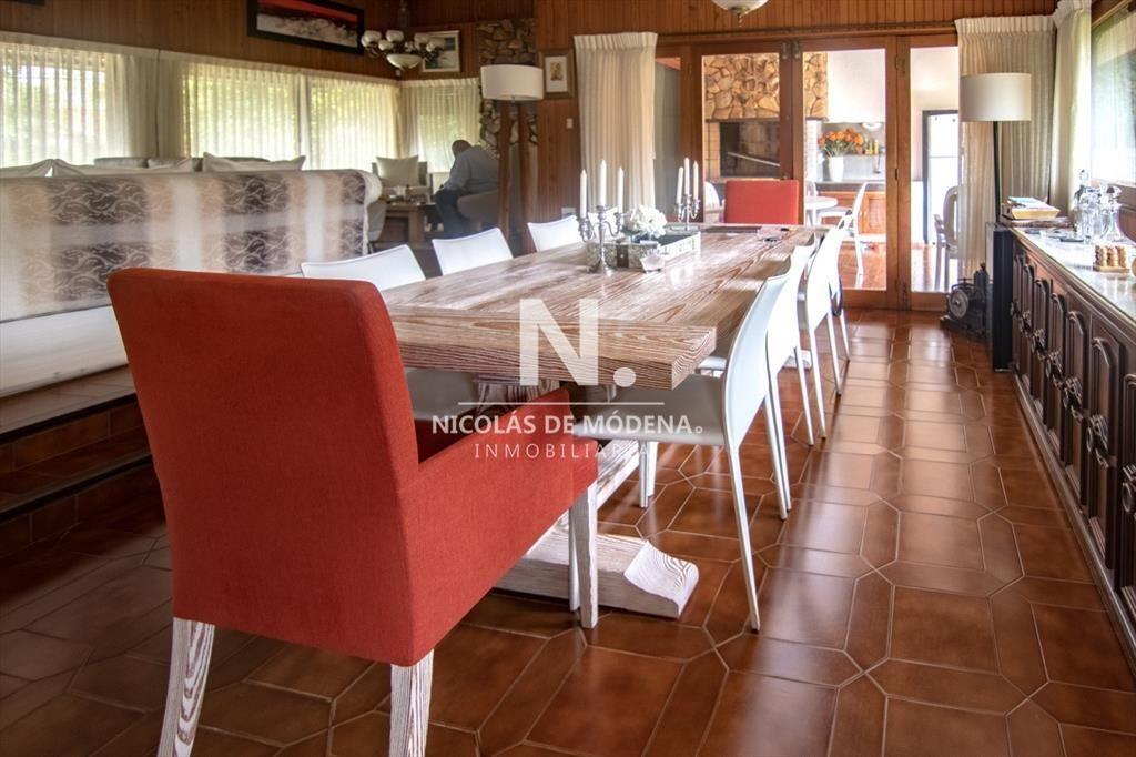 Casa de gran tamaÃ±o ubicada en zona de paz y