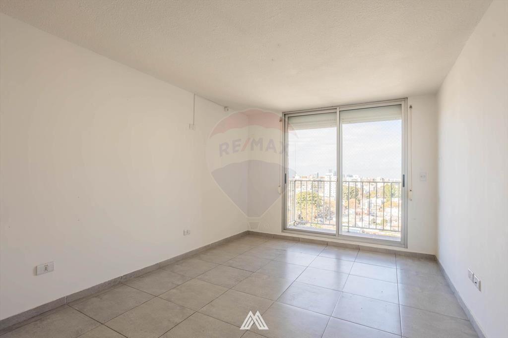 VENTA MONOAMBIENTE C/BALCON Y GARAJE LA BLANQUEADA