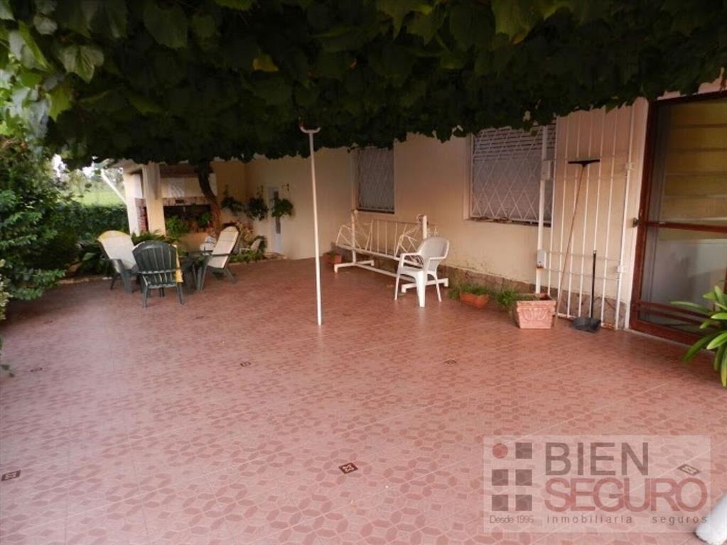 Chacra de 11,7 hás, con bodega y viñedos, en venta próximo