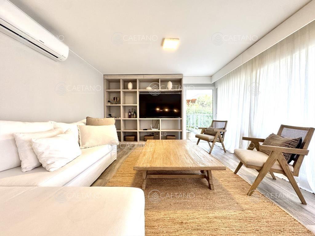 Espectacular Apartamento Duplex de Tres dormitorios en Alqu