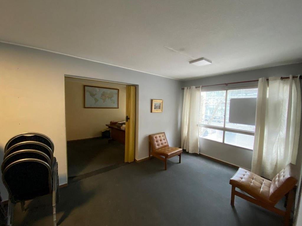 VENTA DE 3 APARTAMENTOS PARA RENTA U OFICINAS PATIO PROPIO