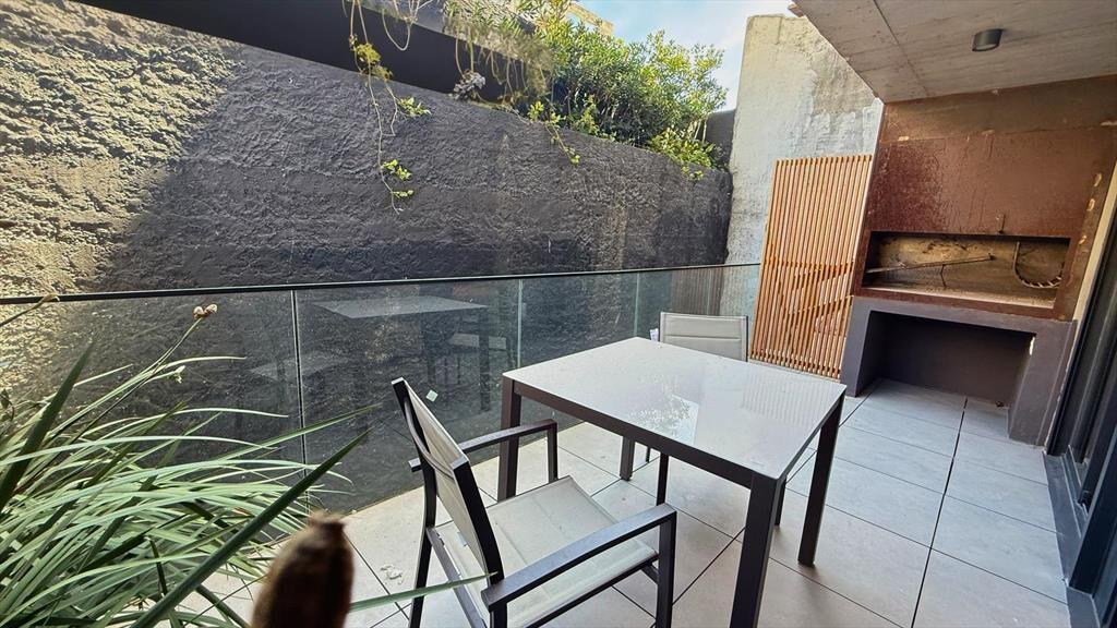 Venta Apartamento Buceo 2 dormitorios 2 baños garaje a estr