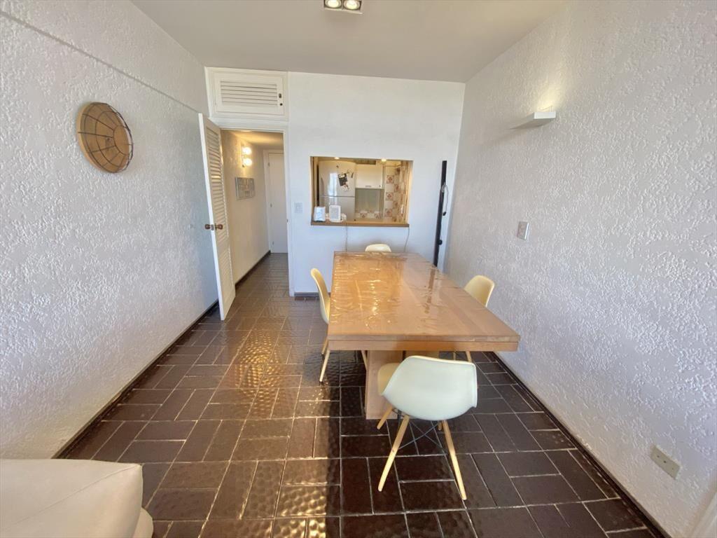 APARTAMENTO EN VENTA 1 DORMTIORIO FRENTE AL MAR