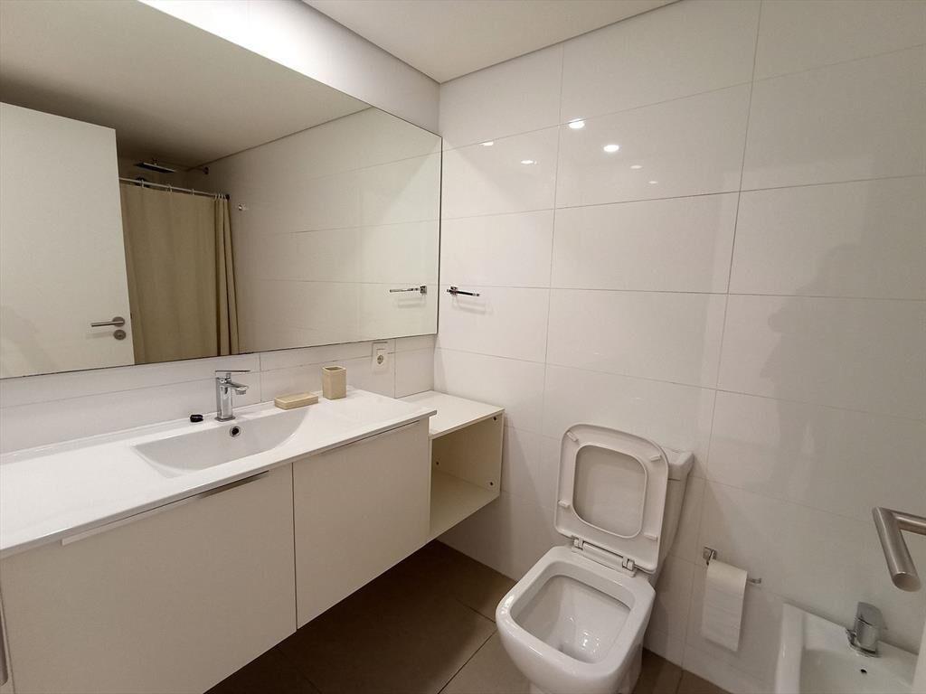 Venta Apartamento con Renta Pocitos Nuevo 2 Dormitorios 2 B