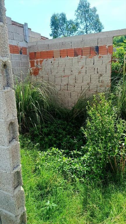 Venta de terreno con construcción en Empalme Olmos