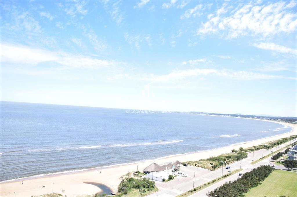 Apartamento en Mansa, 3 dormitorios *