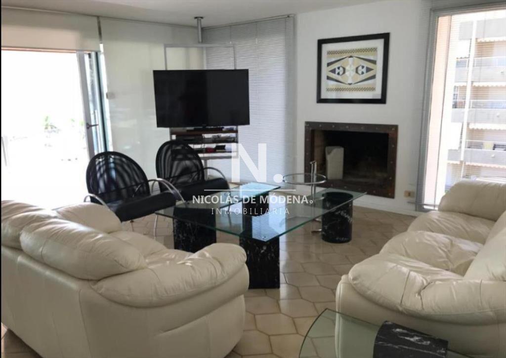 Vende apartamento con vista al mar en Peninsula,
