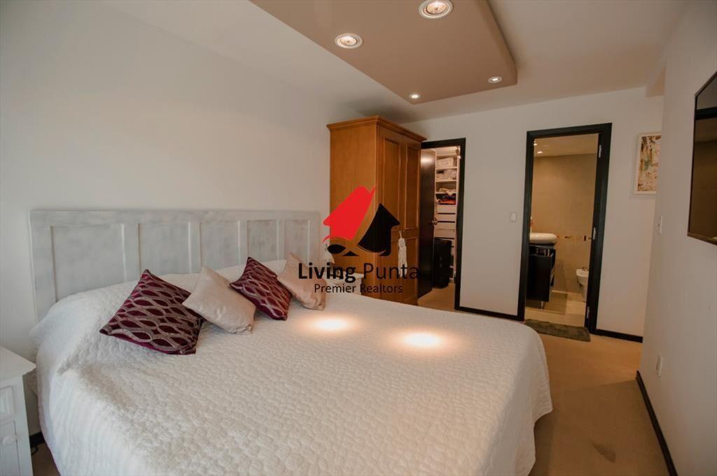 Apartamento en primera línea con vista y piscina