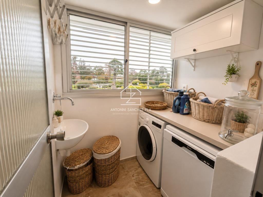 Alquiler apartamento tres dormitorios Punta del este Playa