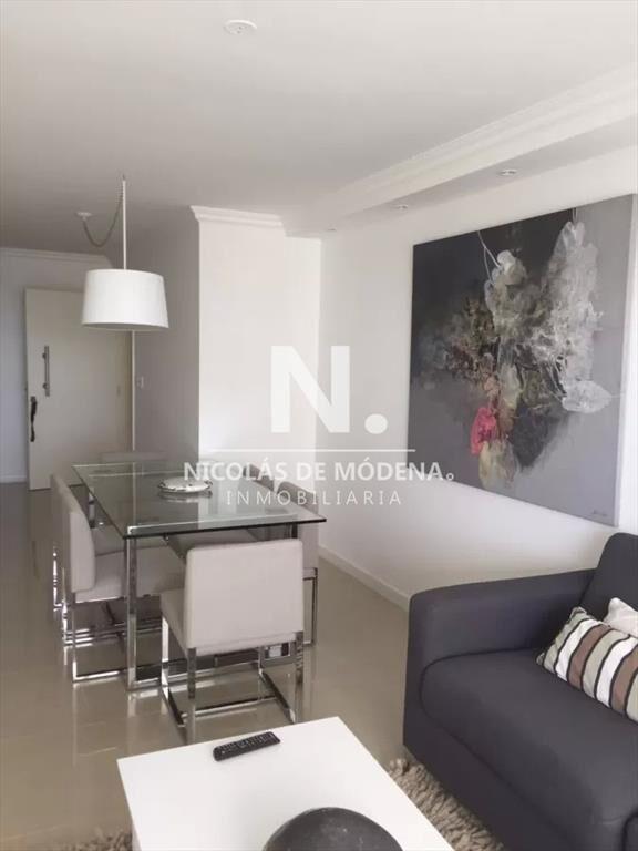 Impecable departamento, comodo e iluminado.