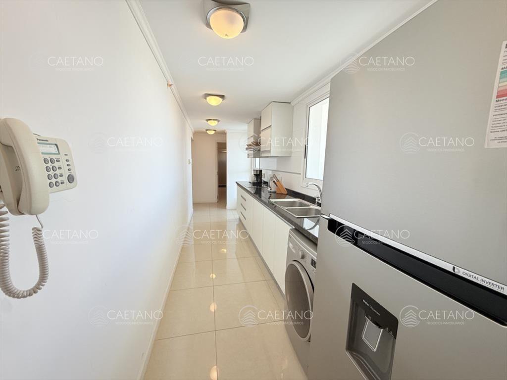 Apartamento en venta 3 dormitorios - Playa Mansa,