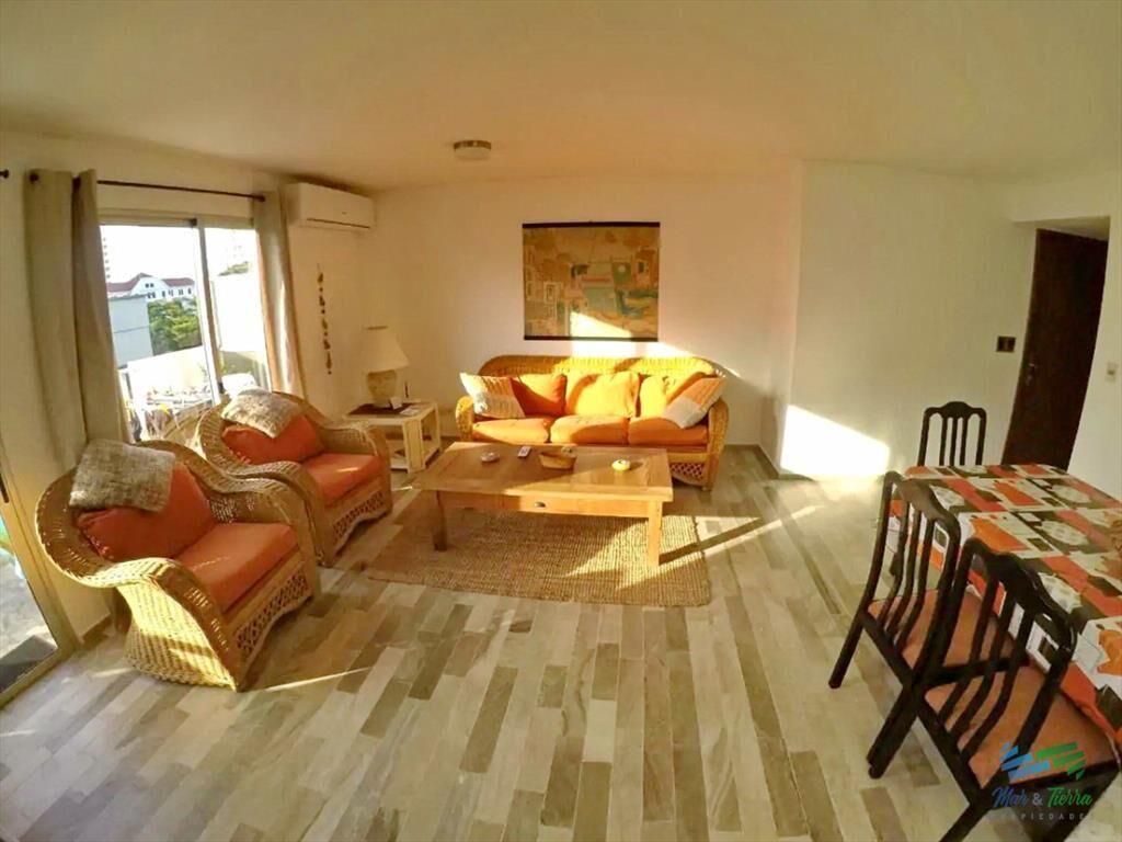 Vendo apartamento 3 dormitorios reciclado en del
