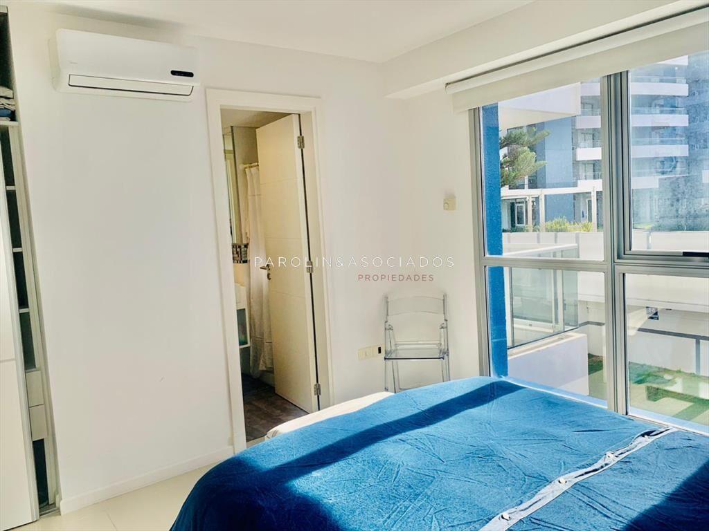 Apartamento de 2 dormitorios en venta en Arenas