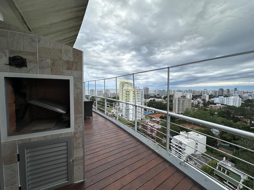 Venta y alquiller de espectacular penthouse con a