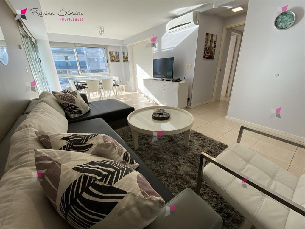 APARTAMENTO EN VENTA 3 DORMITORIOS EDIFICIO TORRE