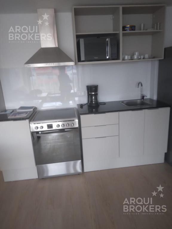 Apartamento de 2 dormitorios en venta en  Tres Cruces