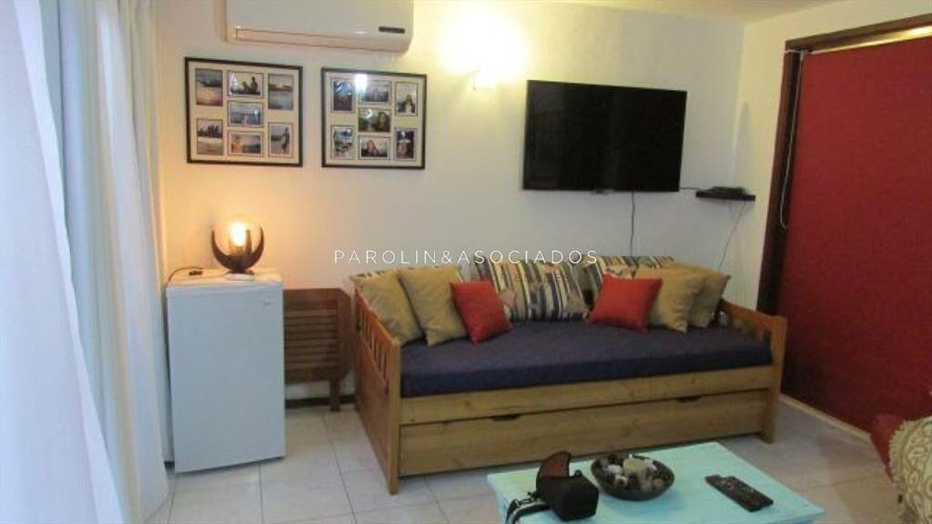 Casa en venta de 4 dormitorios en Jardines de del