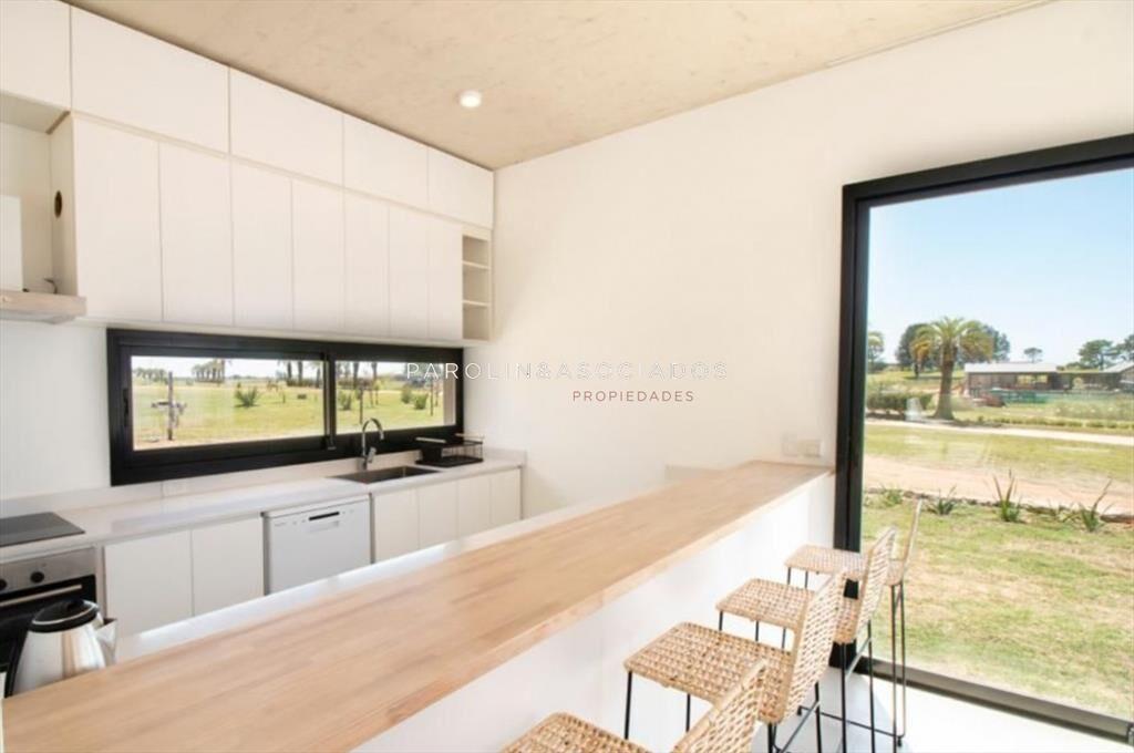 Casa de 4 dormitorios en venta en Pueblo Mio, del