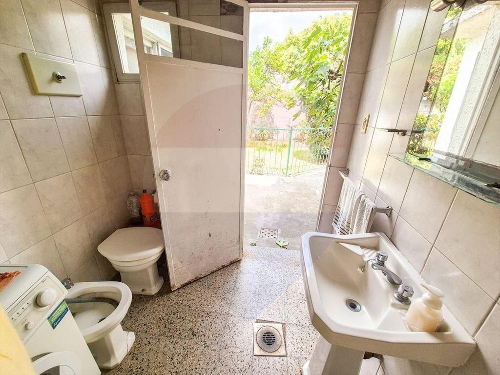 Venta casa de 2 dormitorios en Brazo Oriental.