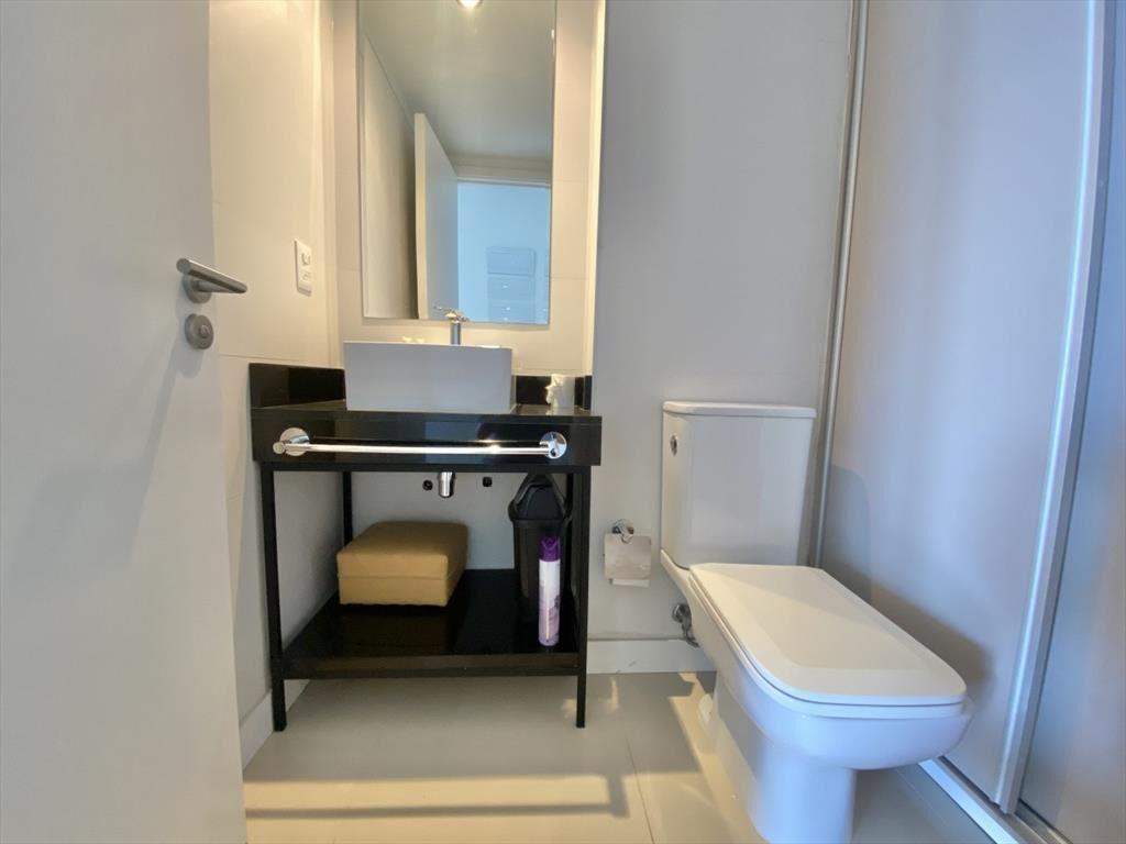 ALQUILER ANUAL DE 3 SUITES EN EDIFICIO ARTOWER CON SERVICIO