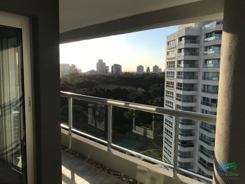 En venta.. piso alto, torre con todos los