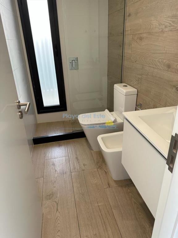 Apartamento de 3 dormitorios en Wallmer Lagoon ,