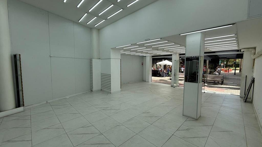Sarandi y Bartolome Mitre, 8 mts de frente, 100 m2 , nuevo