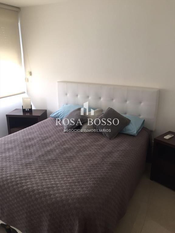 Apartamento frente a playa brava