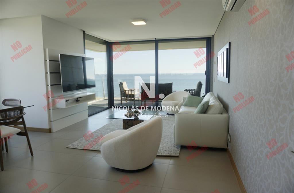 Vende apartamento equipado de 3 dormitorios al ,