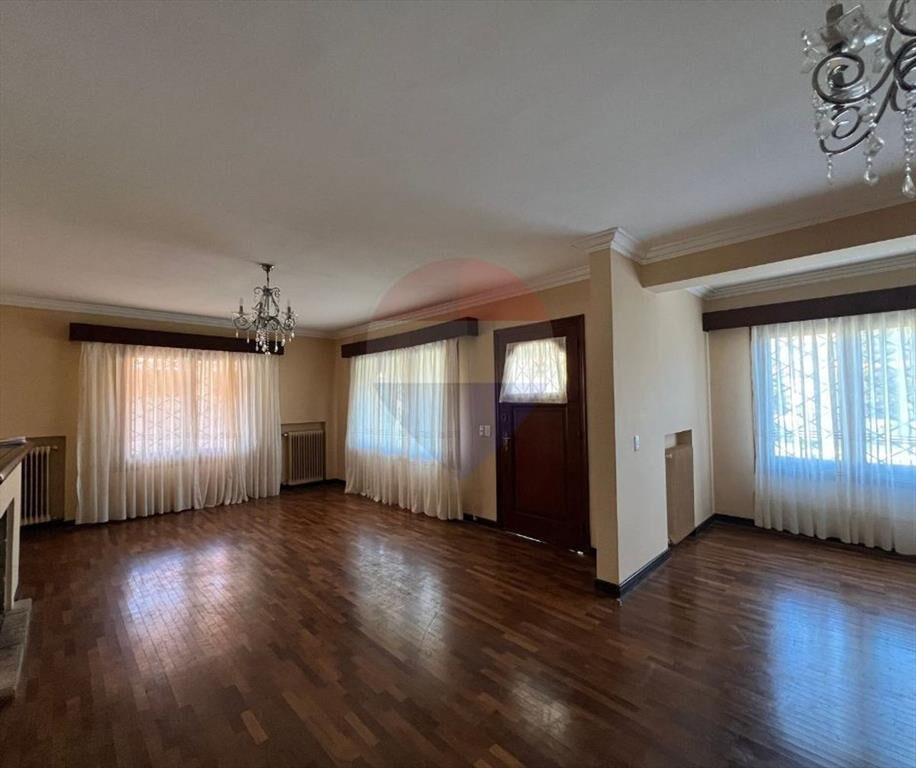VENTA CASA CARRASCO 4 DORM, SERV BARB Y PISCINA
