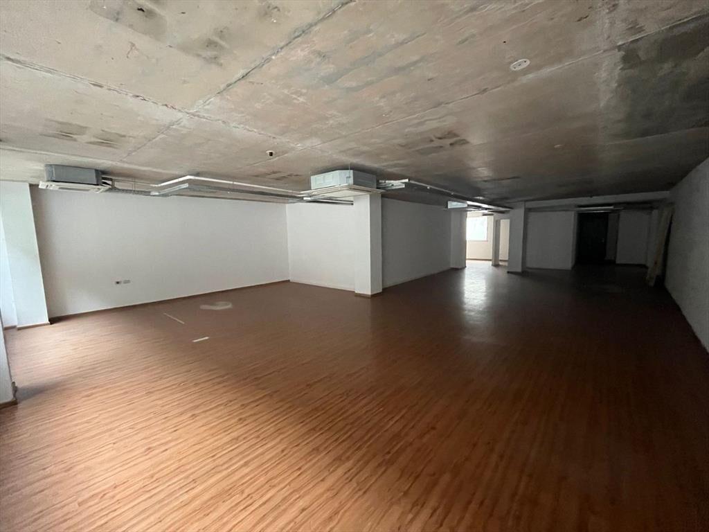 Bartolome Mitre y 25 de Mayo, 162 m2 , gge , nuevo !!